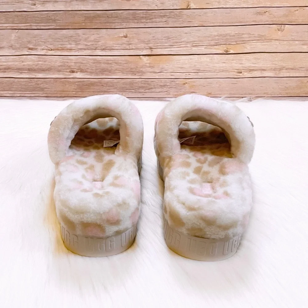 UGG Fluffita Panther Print Sheepskin Platform Slides In White - Picture 6 of 8